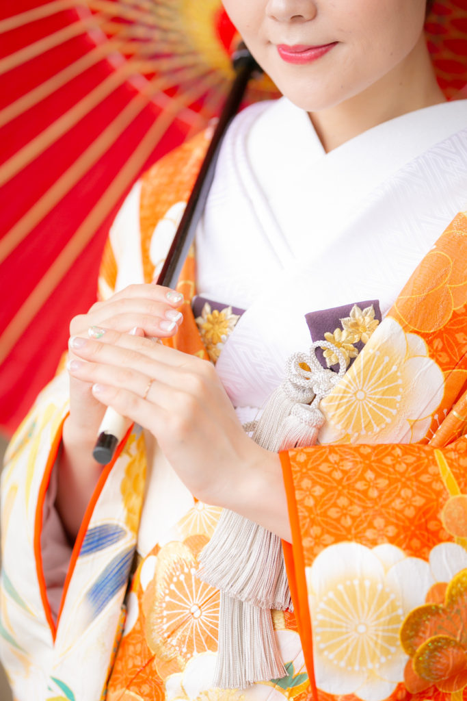 日本髪に角隠しのトラディショナルスタイル 写真