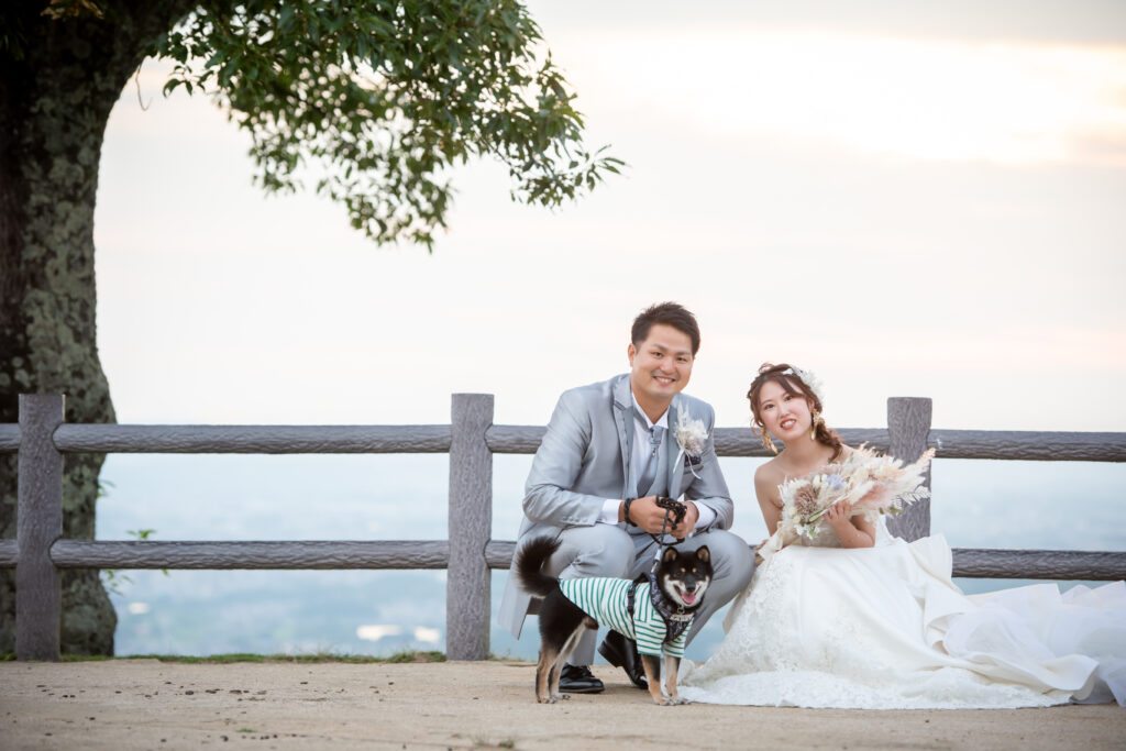 愛犬とドレスフォトウェディング in 若草山山頂 写真