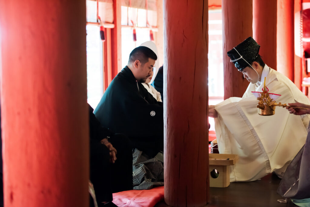 石上神宮：白無垢が映える秋の神社婚 写真