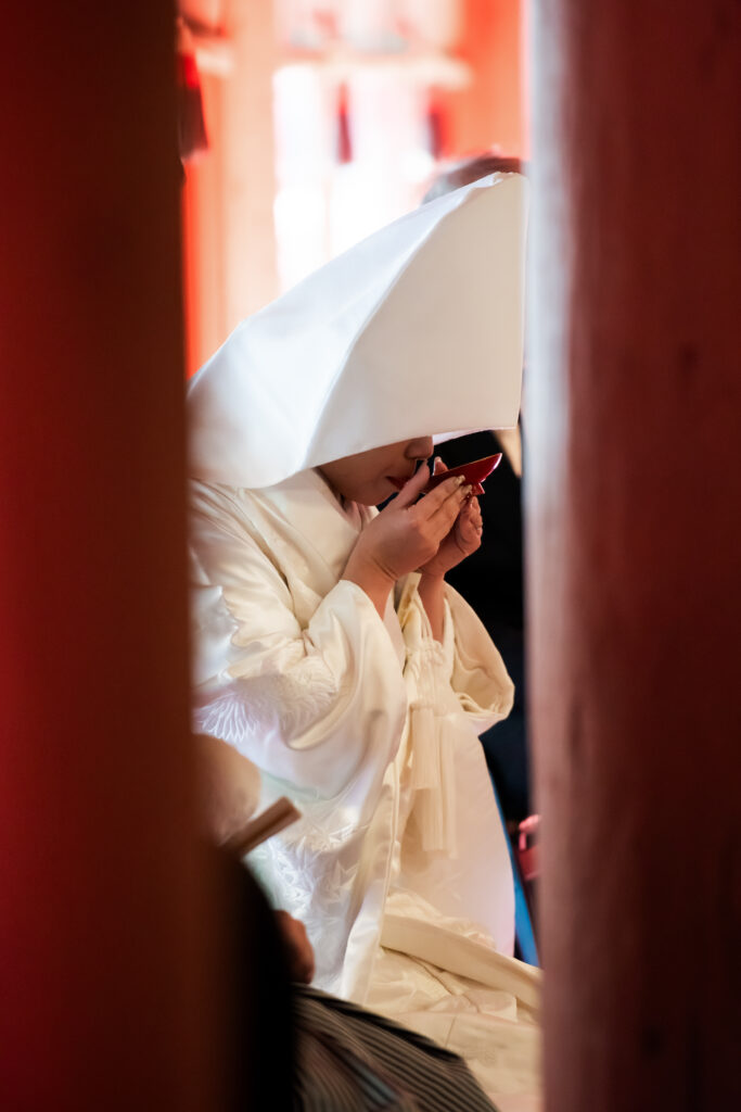 石上神宮：白無垢が映える秋の神社婚 写真