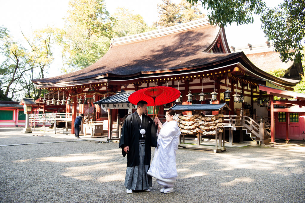 石上神宮：白無垢が映える秋の神社婚 写真