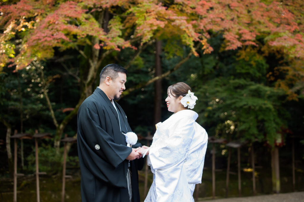 石上神宮：白無垢が映える秋の神社婚 写真